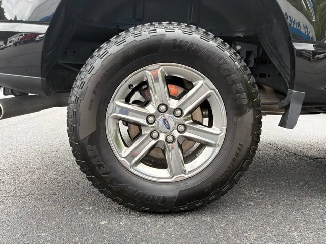 Used 2025 Ford F150 XLT w/ Equipment Group 301A Standard AWD/4WD image 11