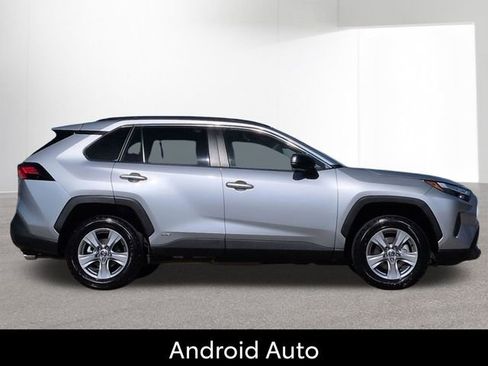 Certified 2025 Toyota RAV4 LE AWD/4WD image 4