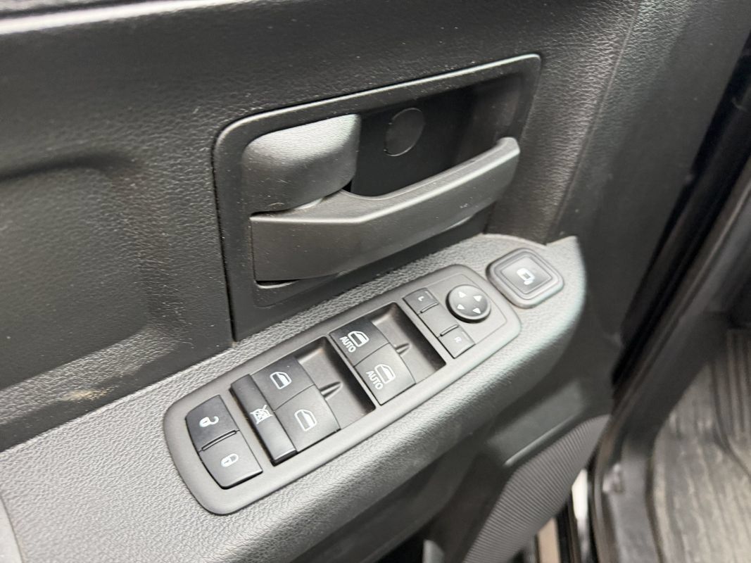 Used 2023 RAM 2500 Tradesman AWD/4WD image 13
