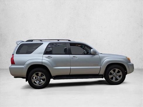 Used 2008 Toyota 4Runner Limited image 4