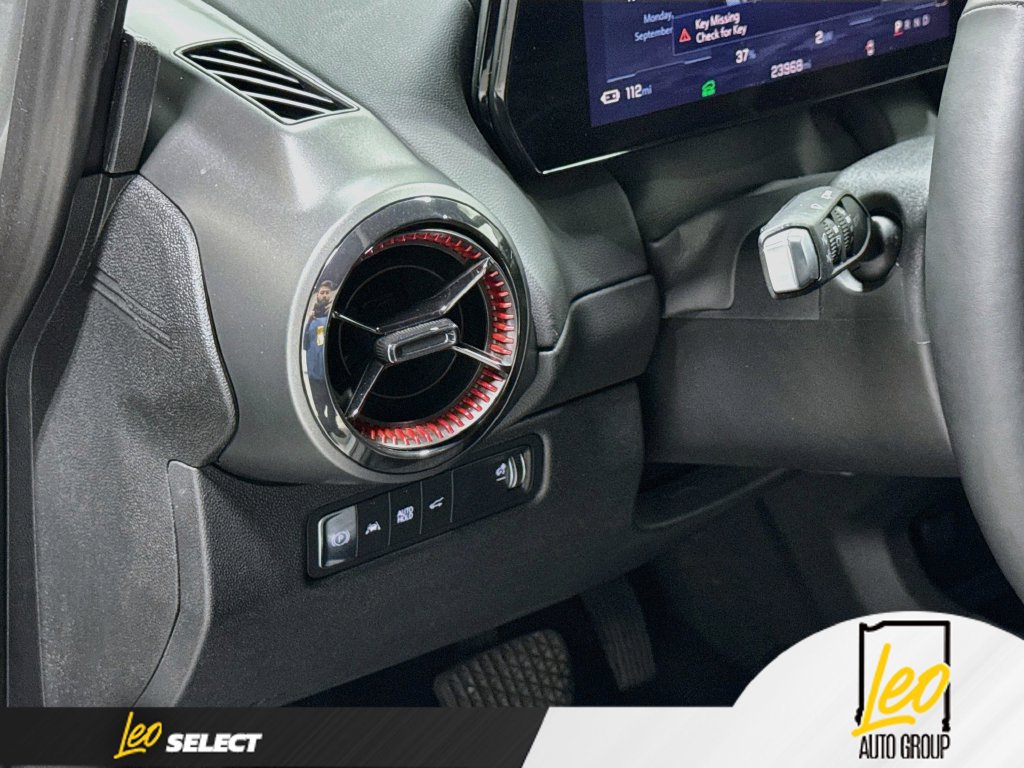 Used 2024 Chevrolet Equinox EV RS AWD/4WD image 11