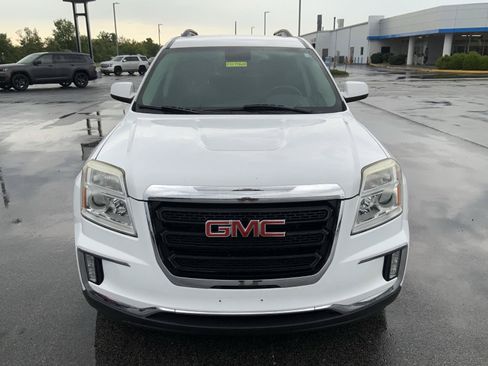 Used 2017 GMC Terrain SLE w/ Convenience Package FWD image 3