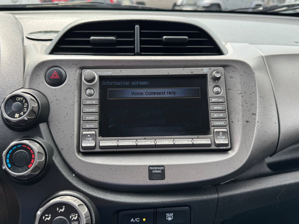 Used 2010 Honda Fit Sport image 26