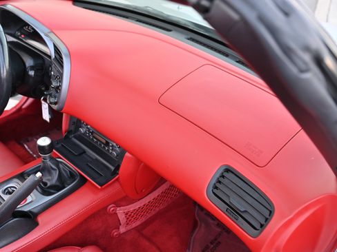 Used 2003 Honda S2000 image 25