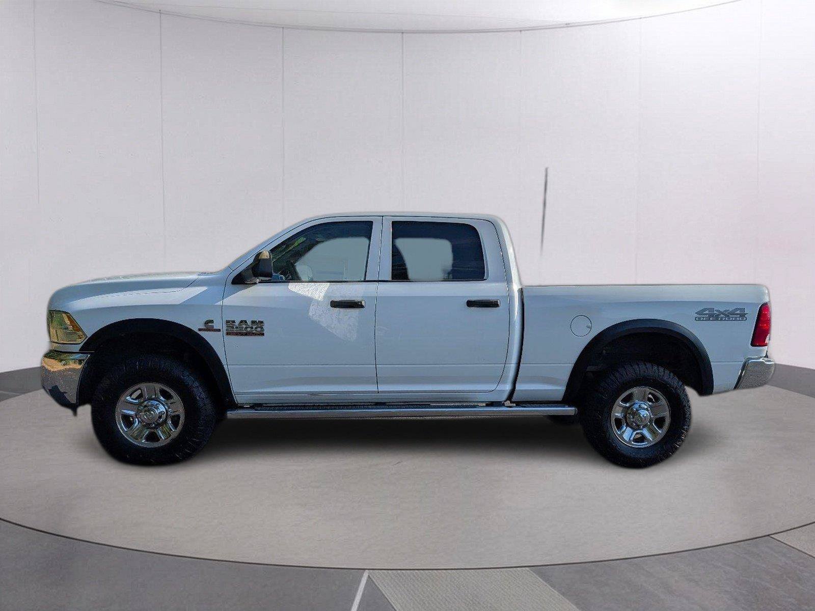 Used 2018 RAM 2500 Tradesman w/ Chrome Appearance Group AWD/4WD image 2