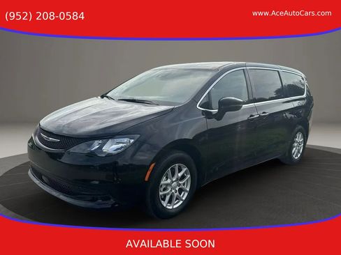 Used 2026 Chrysler Voyager LX FWD image 1
