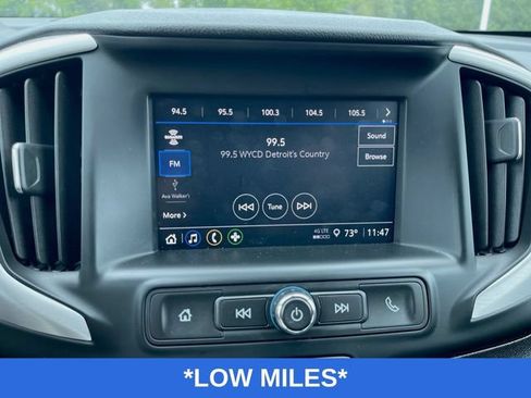 Used 2024 GMC Terrain SLE w/ Driver Convenience Package FWD image 14
