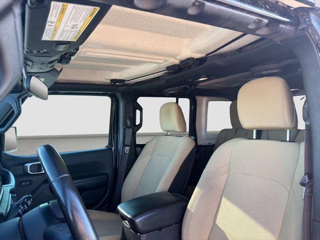 Used 2018 Jeep Wrangler Unlimited Sport S AWD/4WD image 24
