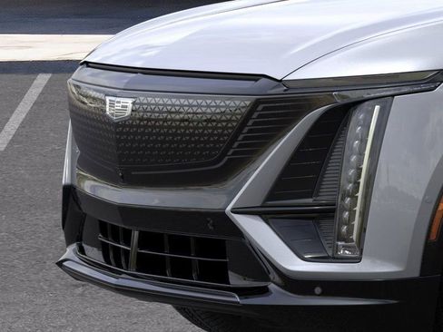 New 2025 Cadillac Lyriq Sport image 13