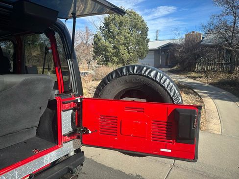 Used 2006 Jeep Wrangler Rubicon image 12