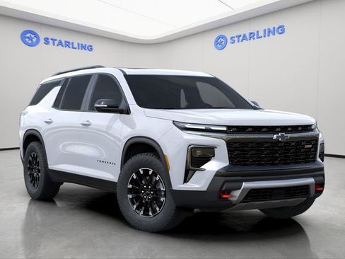 New 2026 Chevrolet Traverse Z71 w/ Driver Confidence Package AWD/4WD image 6