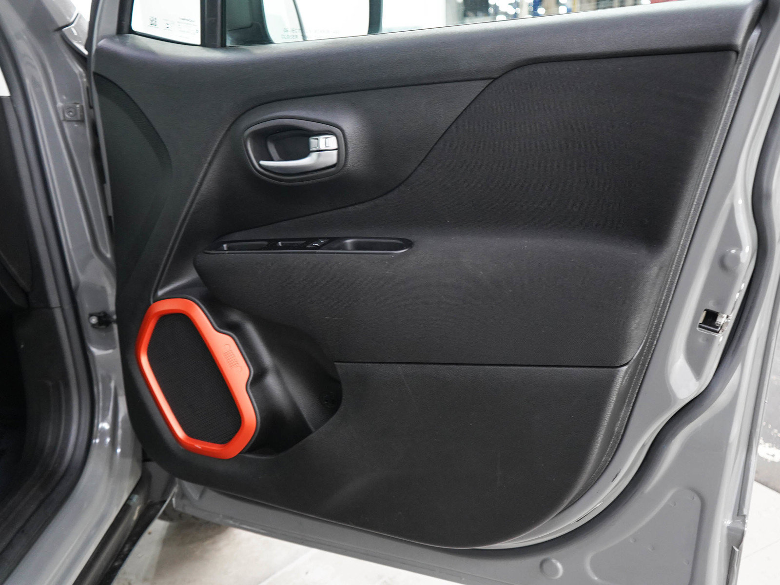 Used 2020 Jeep Renegade Sport AWD/4WD image 9