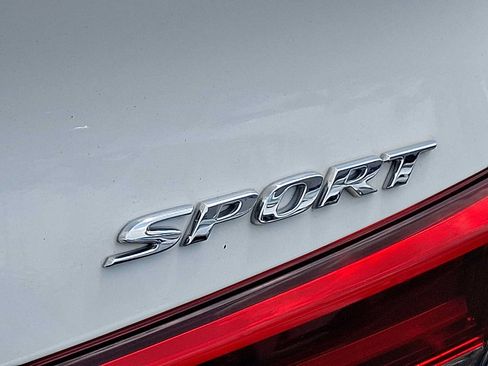 Used 2024 Honda Civic Sport image 31