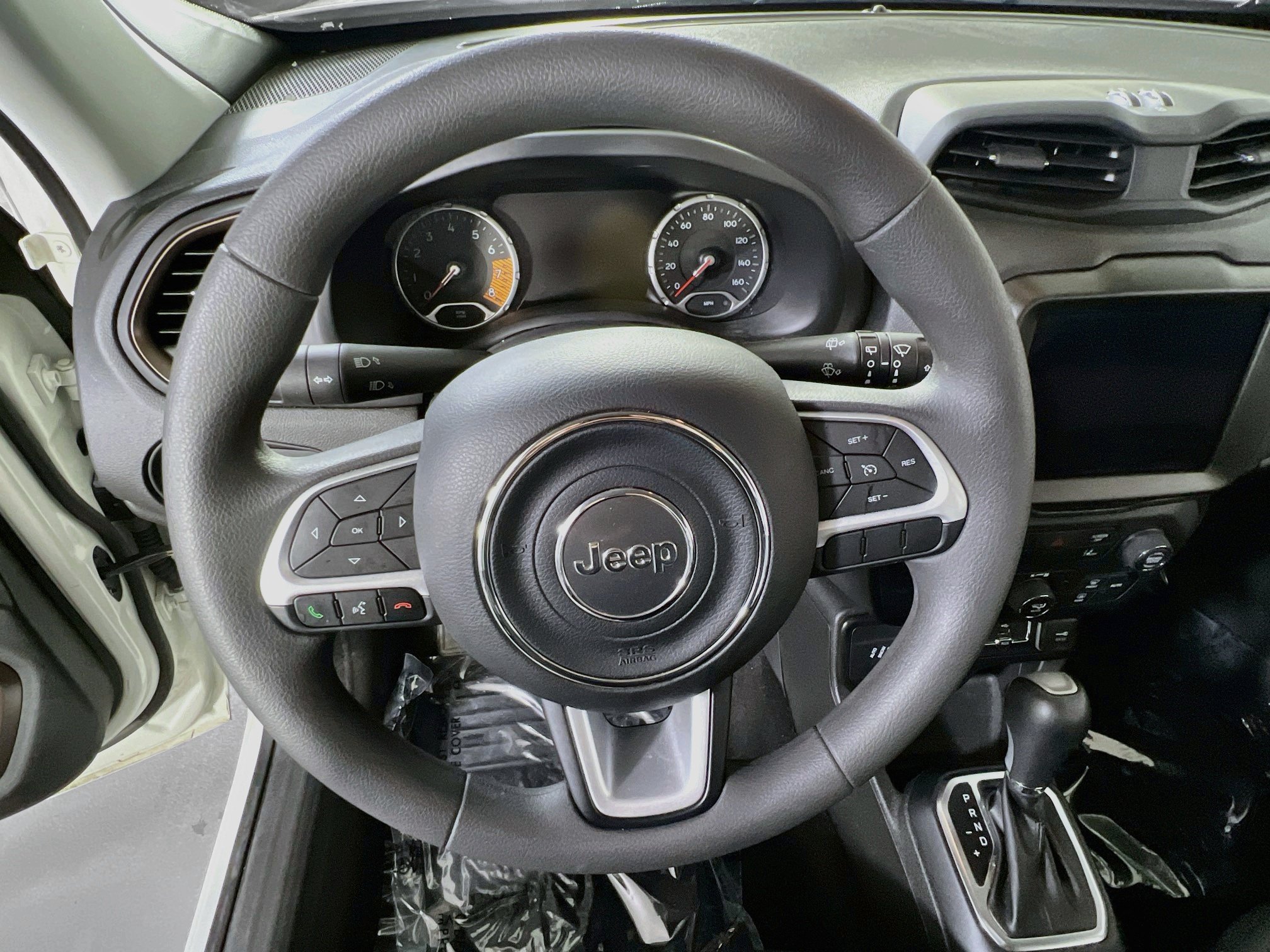 Used 2023 Jeep Renegade Latitude AWD/4WD image 11