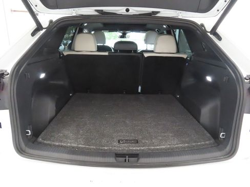 Used 2024 Volkswagen Atlas Cross Sport SEL Premium R-Line AWD/4WD image 25
