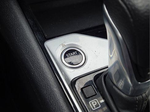 Used 2024 Nissan Altima 2.5 SV image 30