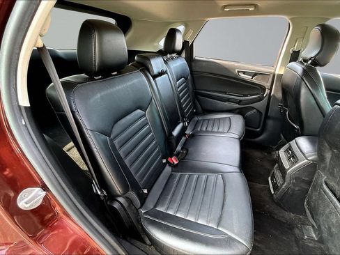 Used 2016 Ford Edge SEL w/ Equipment Group 201A AWD/4WD image 22