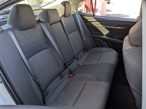 Used 2025 Toyota Camry LE image 27