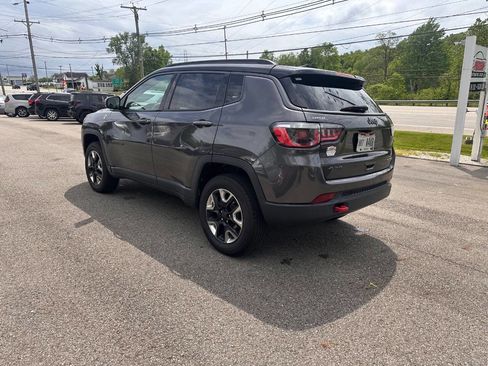 Used 2018 Jeep Compass Trailhawk AWD/4WD image 5