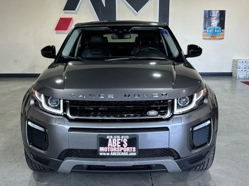 Used 2017 Land Rover Range Rover Evoque SE AWD/4WD image 2