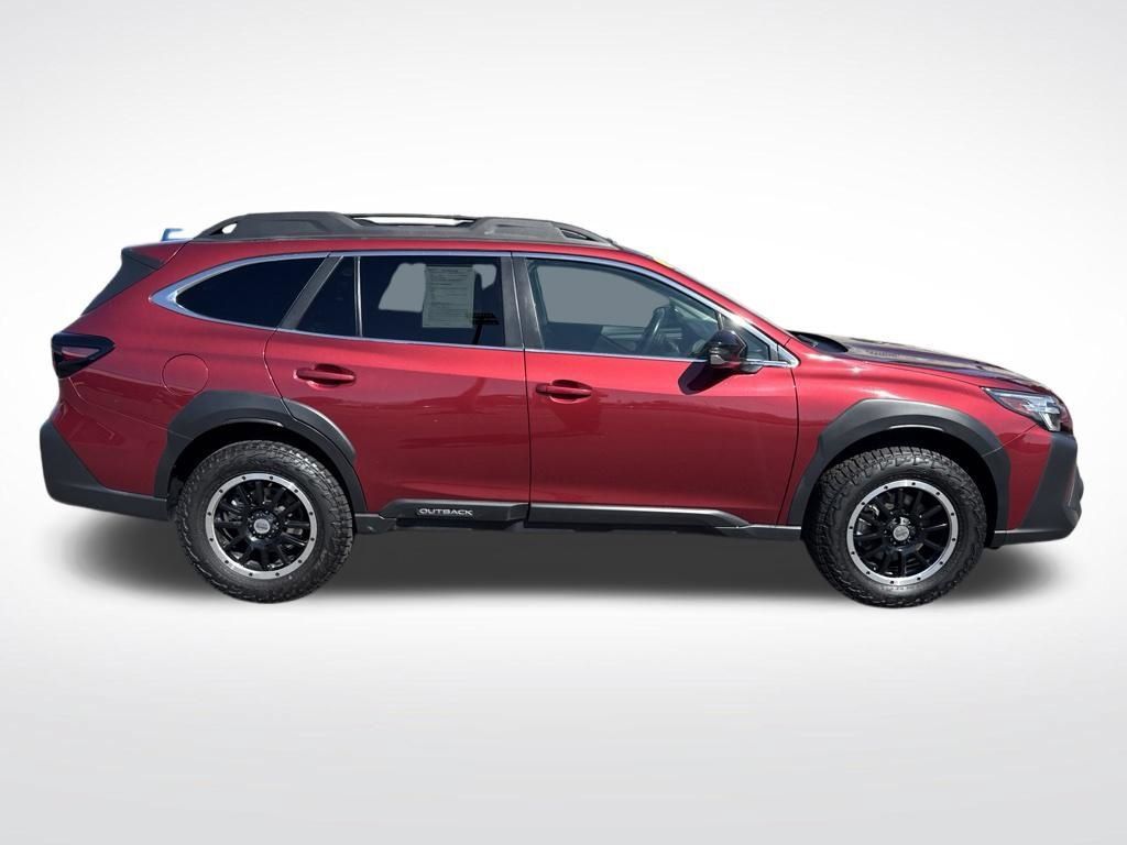 Used 2024 Subaru Outback Premium AWD/4WD image 8