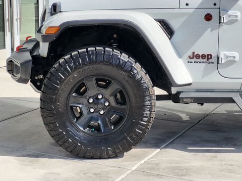 Used 2021 Jeep Gladiator Mojave AWD/4WD image 8