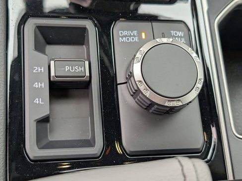 New 2026 Toyota Tundra Limited AWD/4WD image 16