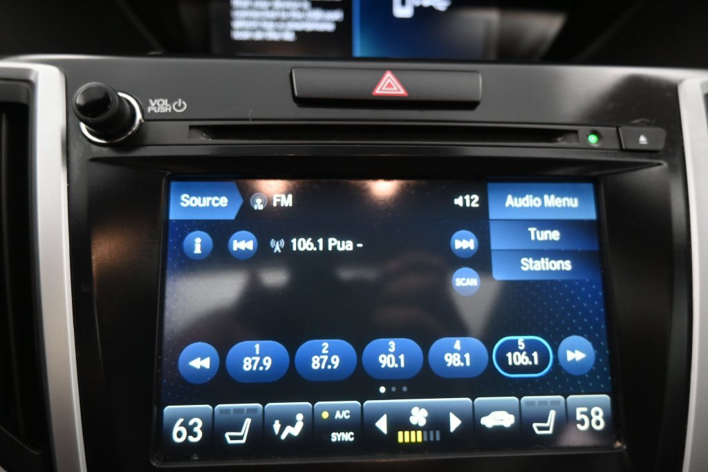 Used 2018 Acura TLX FWD image 10