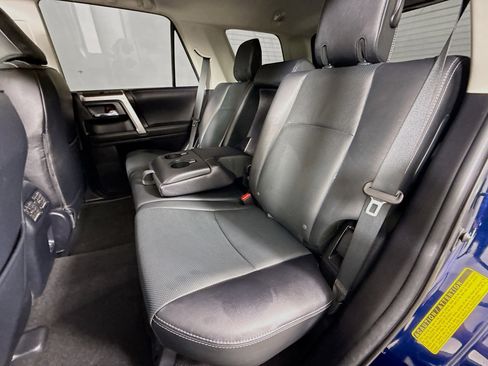 Used 2022 Toyota 4Runner Limited AWD/4WD image 22