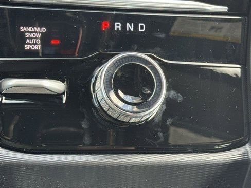 New 2025 Jeep Grand Cherokee Limited w/ Luxury Tech Group II image 25