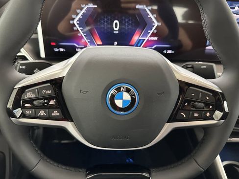 Used 2025 BMW i4 eDrive40 w/ Premium Package image 23