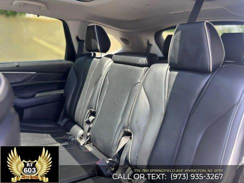 Used 2022 Acura MDX SH-AWD w/ Advance Package image 10