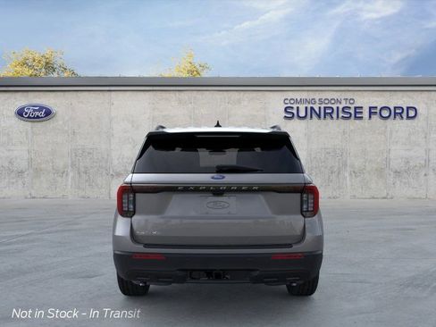 New 2026 Ford Explorer Active image 5