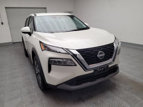 Used 2023 Nissan Rogue SV FWD image 14