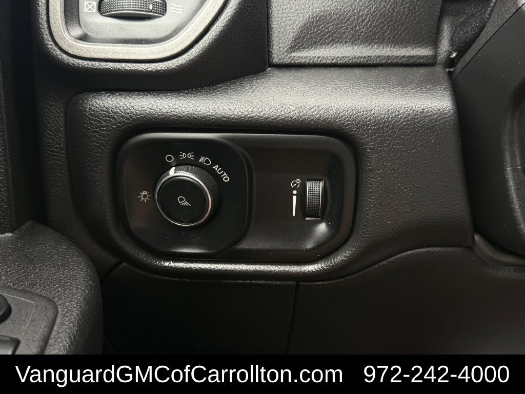 Used 2022 RAM 3500 Tradesman AWD/4WD image 23