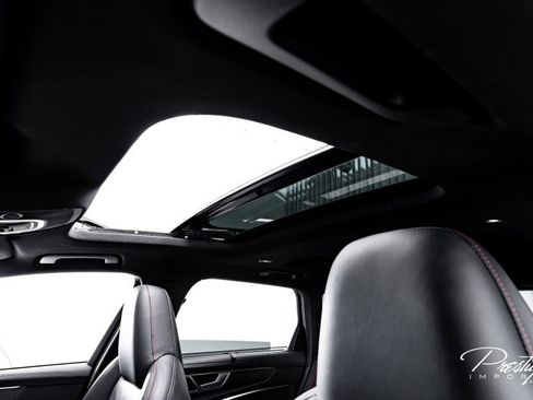 Used 2022 Audi RS 6 w/ Executive Package image 36