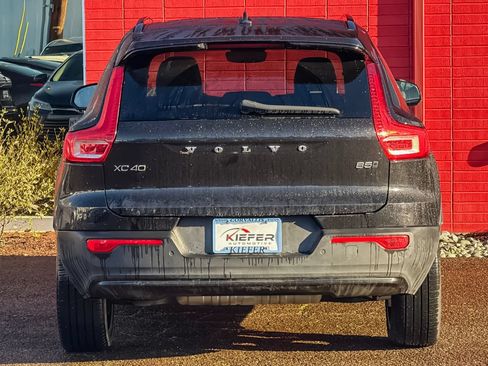 Used 2023 Volvo XC40 B5 Plus w/ Protection Package Premier AWD/4WD image 47