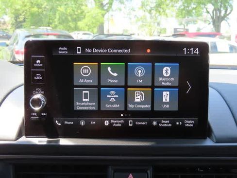 Used 2025 Honda Pilot TrailSport image 22