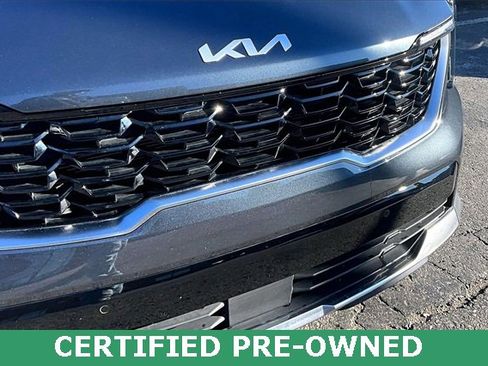 Certified 2025 Kia Sorento S image 28