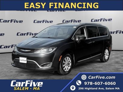 Used 2018 Chrysler Pacifica Touring-L