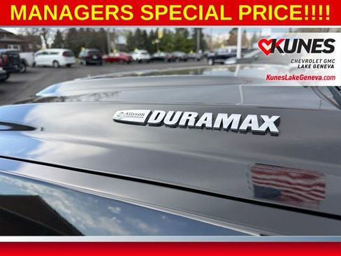 Used 2017 Chevrolet Silverado 3500 LTZ w/ Duramax Plus Package image 10