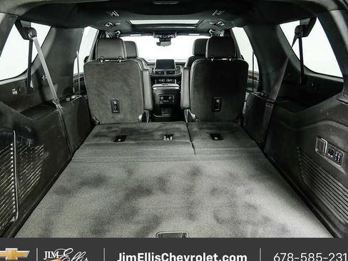 Used 2023 Chevrolet Suburban High Country w/ LPO, Illumination Package AWD/4WD image 34