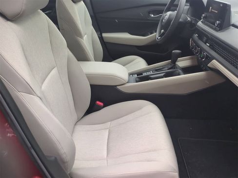 New 2025 Honda Accord SE image 11