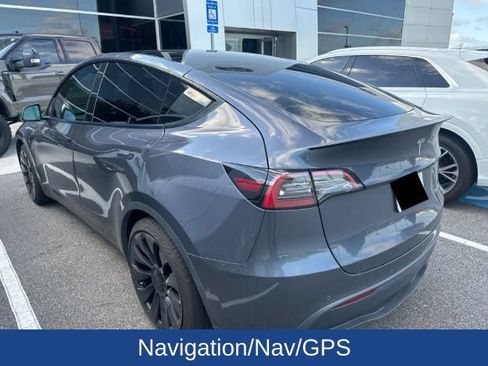 Used 2022 Tesla Model Y Performance AWD/4WD image 4