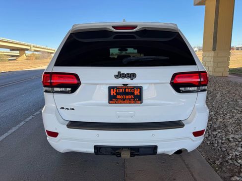 Used 2017 Jeep Grand Cherokee Limited 75th Anniversary image 4