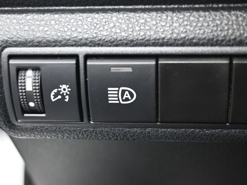 Used 2024 Toyota Corolla SE w/ SE Premium Package FWD image 23