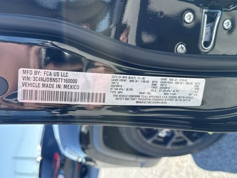 New 2026 Jeep Compass Latitude image 22