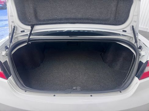 Used 2014 Chrysler 200 LX image 13