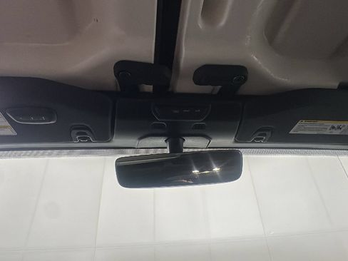 Used 2023 Jeep Wrangler Unlimited Sahara w/ Cold Weather Group AWD/4WD image 30