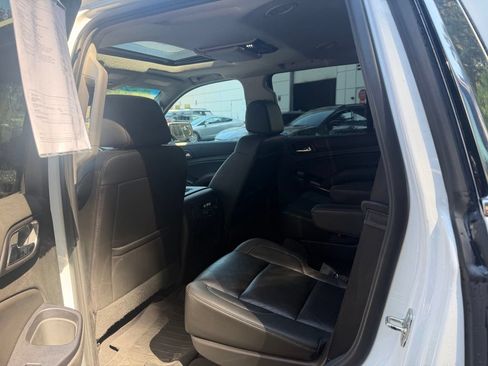 Used 2019 Chevrolet Tahoe LT AWD/4WD image 14